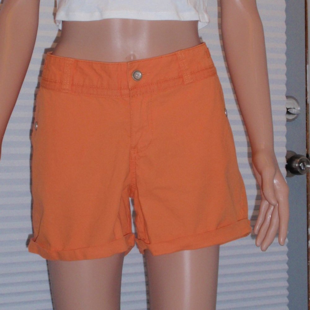 Sonoma modern fit shorts orange color size  33" or 10 shorts
